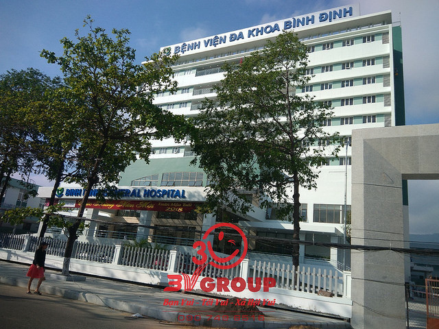 3V Group Thi Công Vách Ngăn Vệ Sinh HPL Tại Bệnh Viện Đa Khoa Bình Định – Tp.Bình Định
