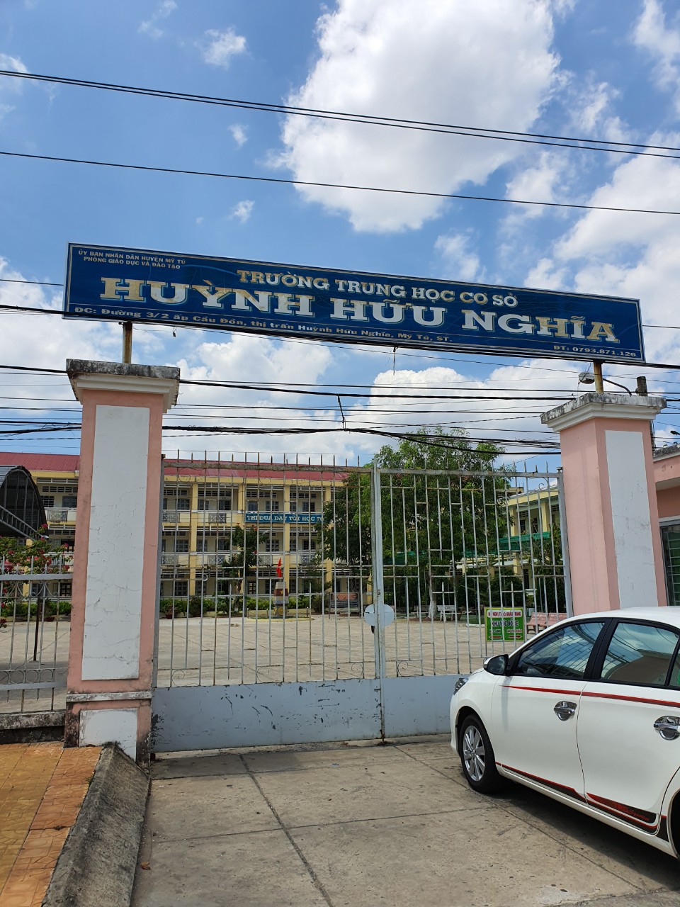 Vách ngăn vệ sinh HPL Trường học Huỳnh Hữu Nghĩa, Huyện Mỹ Tú, Sóc Trăng