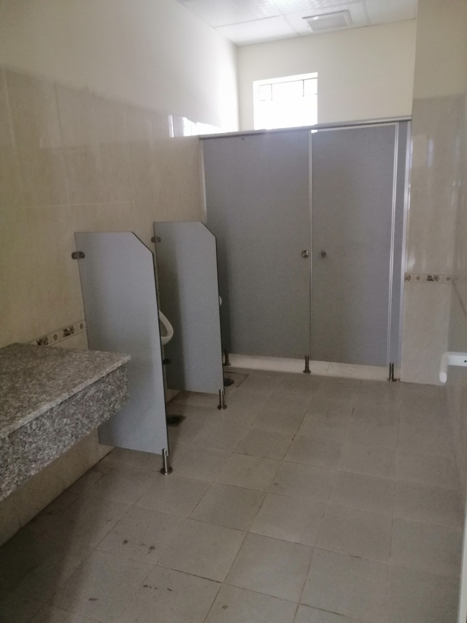 lưu ý khi mua Tấm vách ngăn toilet tại Sóc Trăng