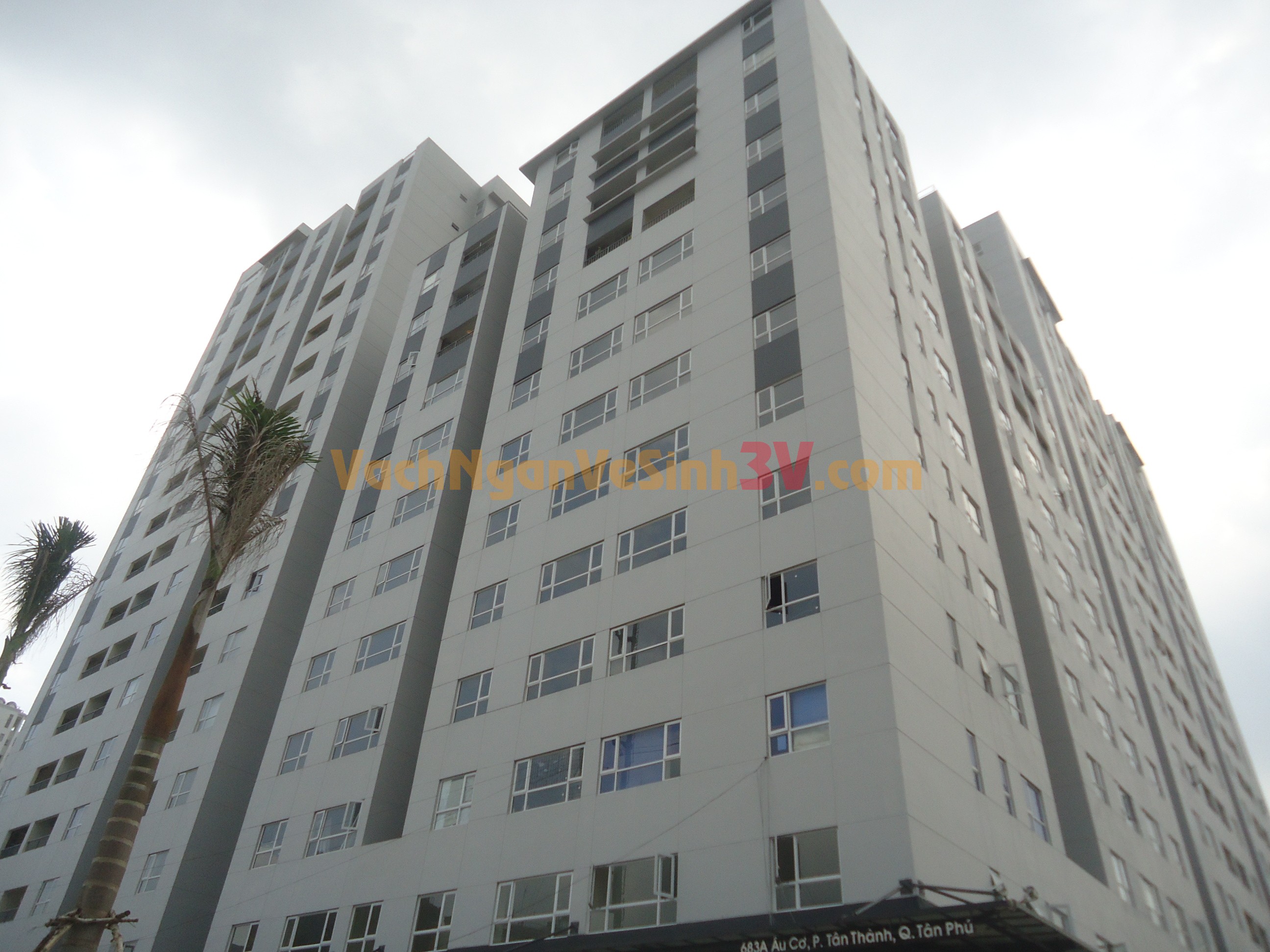 3V GROUP thi công vách ngăn compact tại chung cư tại Quận Tân Phú – TP HCM