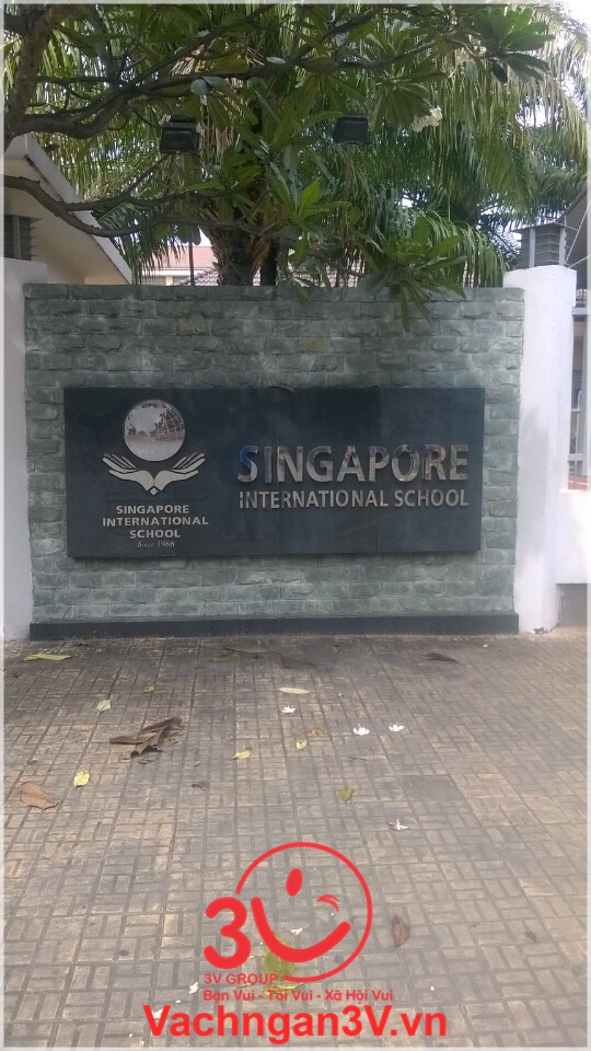 3V thi công vách ngăn toilet trường Quốc tế Singapore tại Bình Chánh, Tp HCM